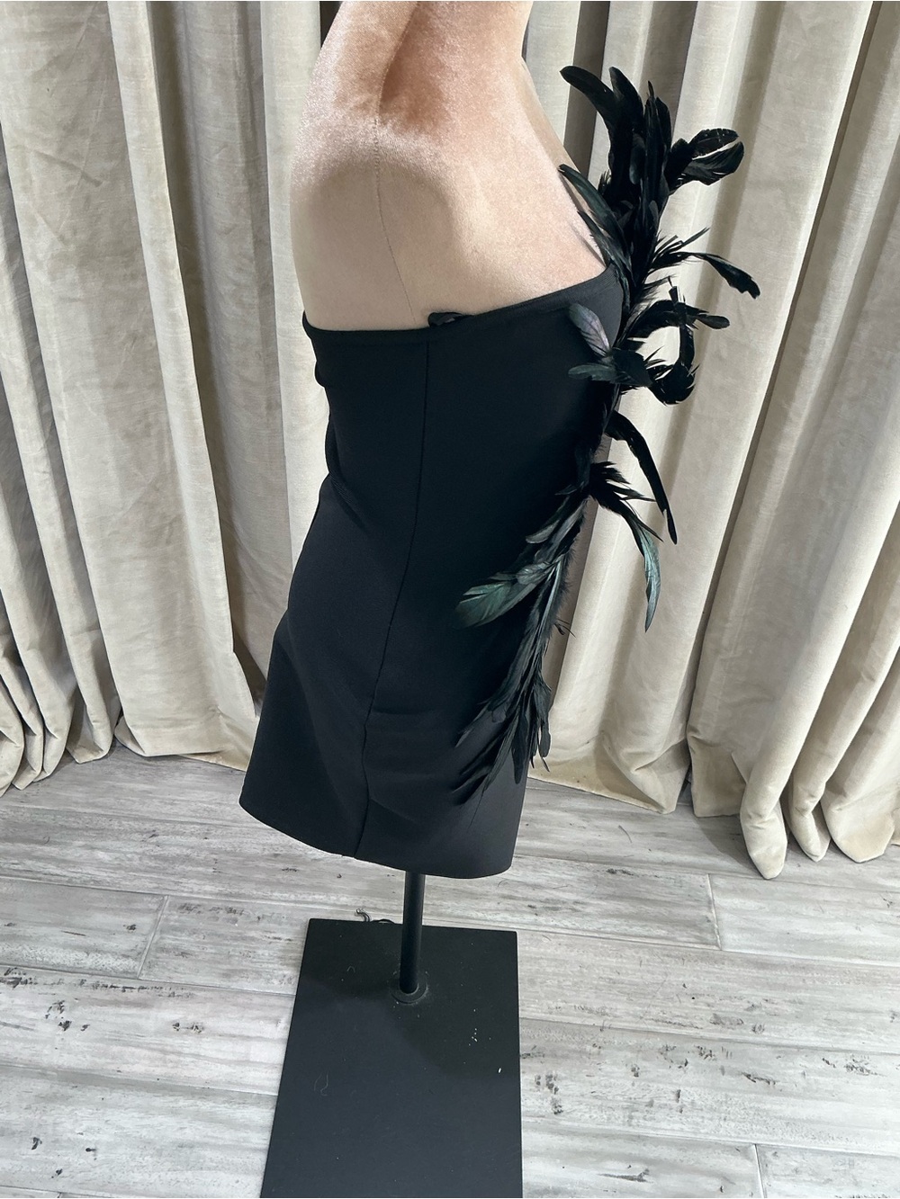 Black Feather-Trim Strapless Dress - Picture 6 of 9